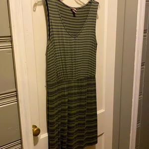 Merona camp green abs grey striped summer dress.